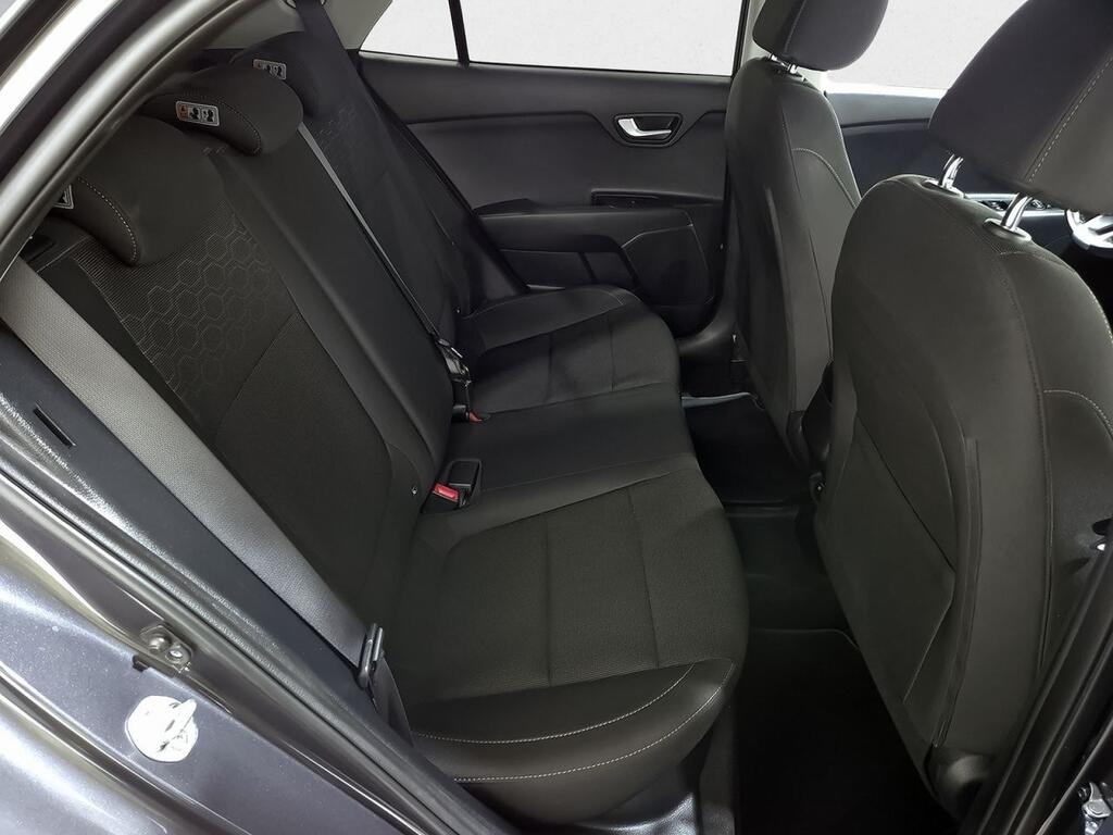 Kia Rio 1.0 T-GDi 74kW (100CV) Drive 8