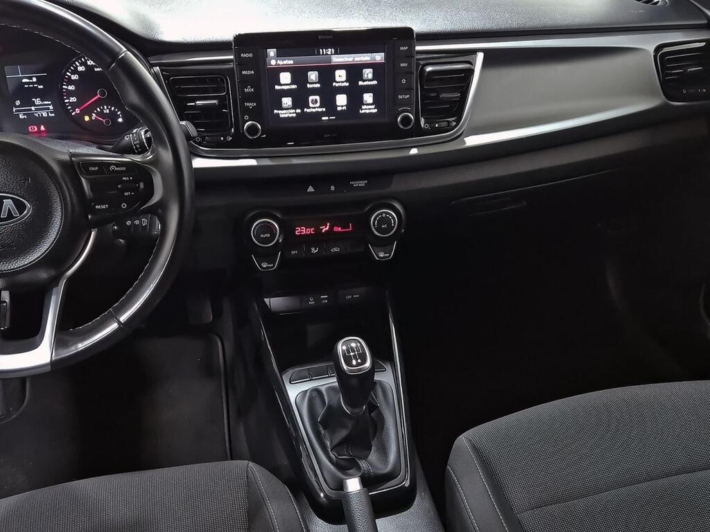 Kia Rio 1.0 T-GDi 74kW (100CV) Drive 28