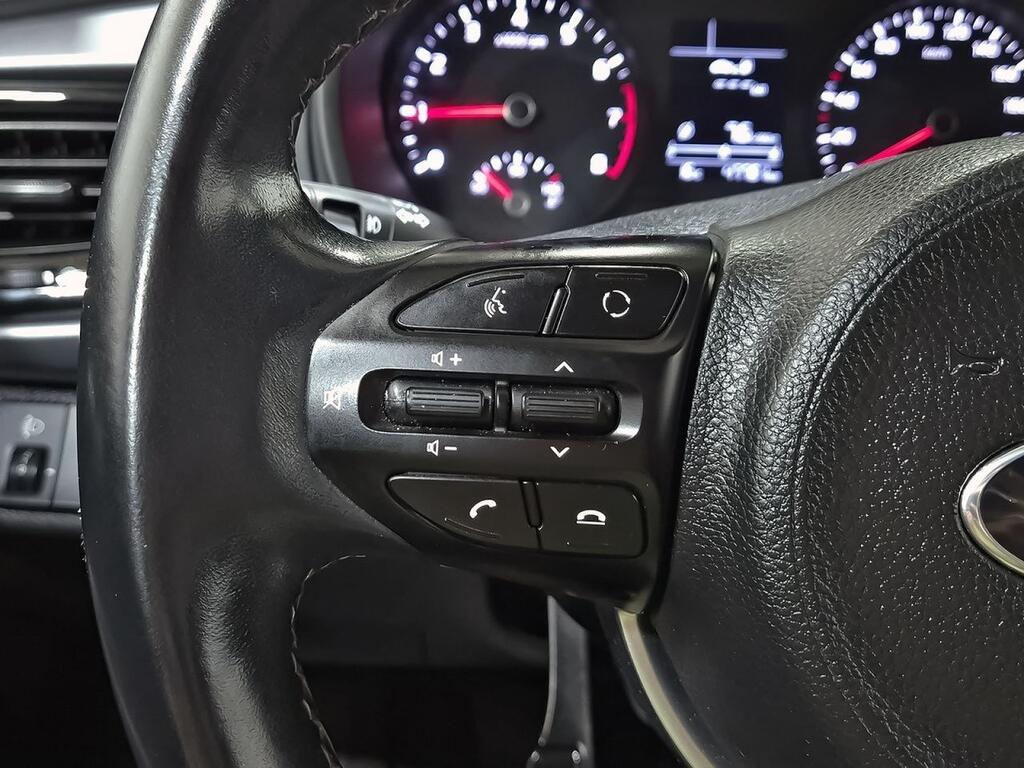 Kia Rio 1.0 T-GDi 74kW (100CV) Drive 16