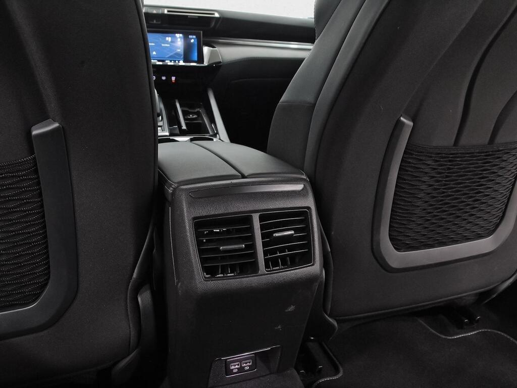 Peugeot 508 SW Allure Pack BlueHDi 130 S&S EAT8 32