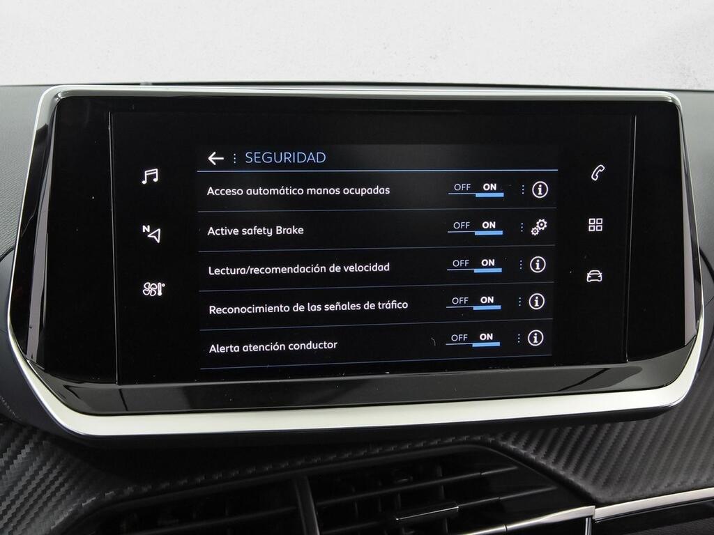 Peugeot 208 BlueHDi 73kW (100CV) Allure 28