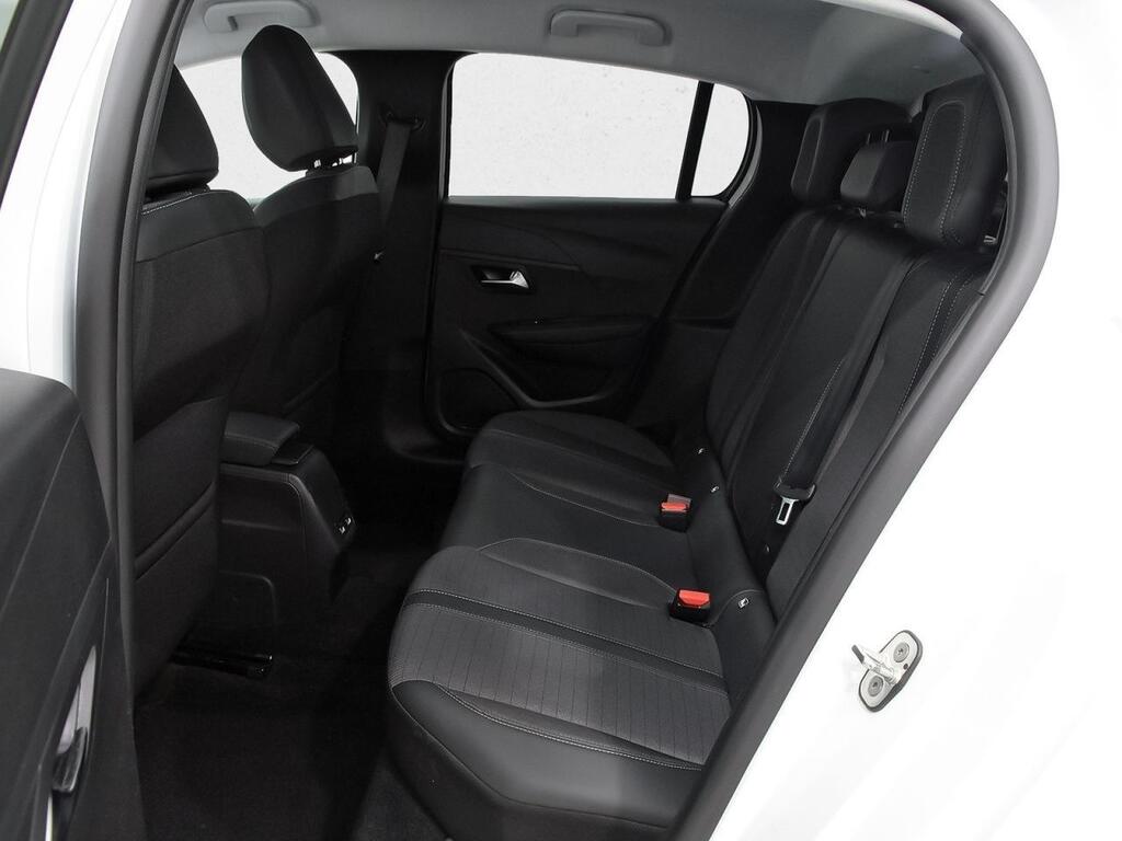 Peugeot 208 BlueHDi 73kW (100CV) Allure 9