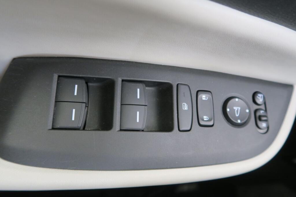 Honda Jazz HYBRID 2023 1.5I-MMD EXECUTIVE 9