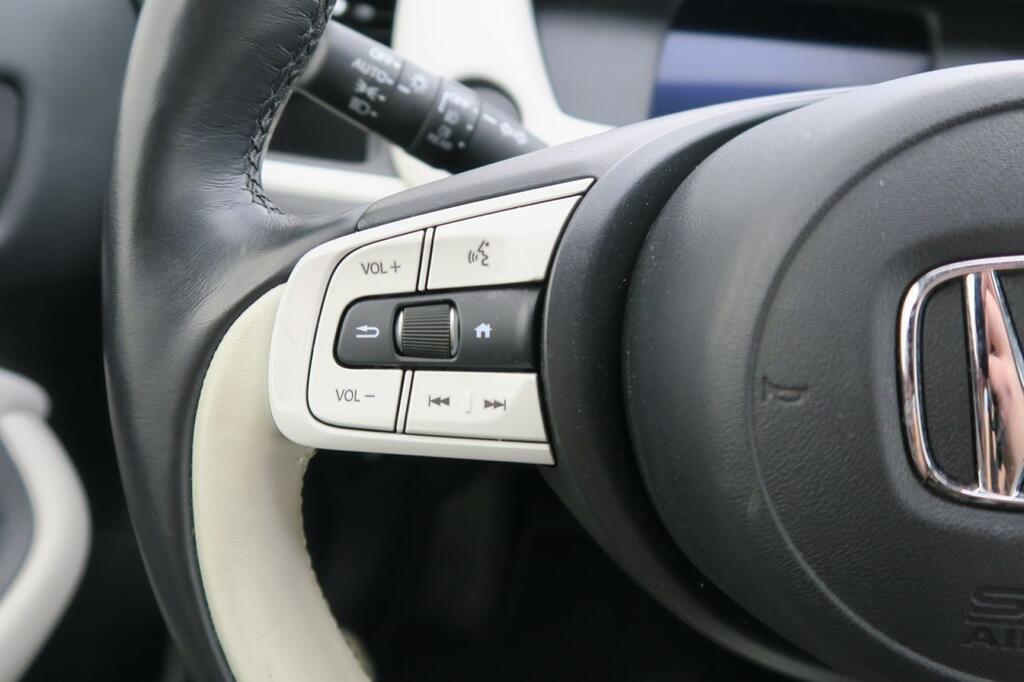 Honda Jazz HYBRID 2023 1.5I-MMD EXECUTIVE 12