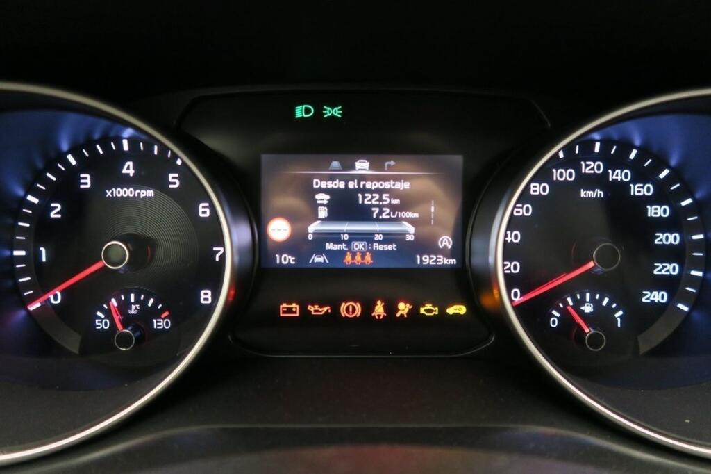 Kia Ceed Berlina 1.0 T-GDI 74KW DRIVE 100 5P