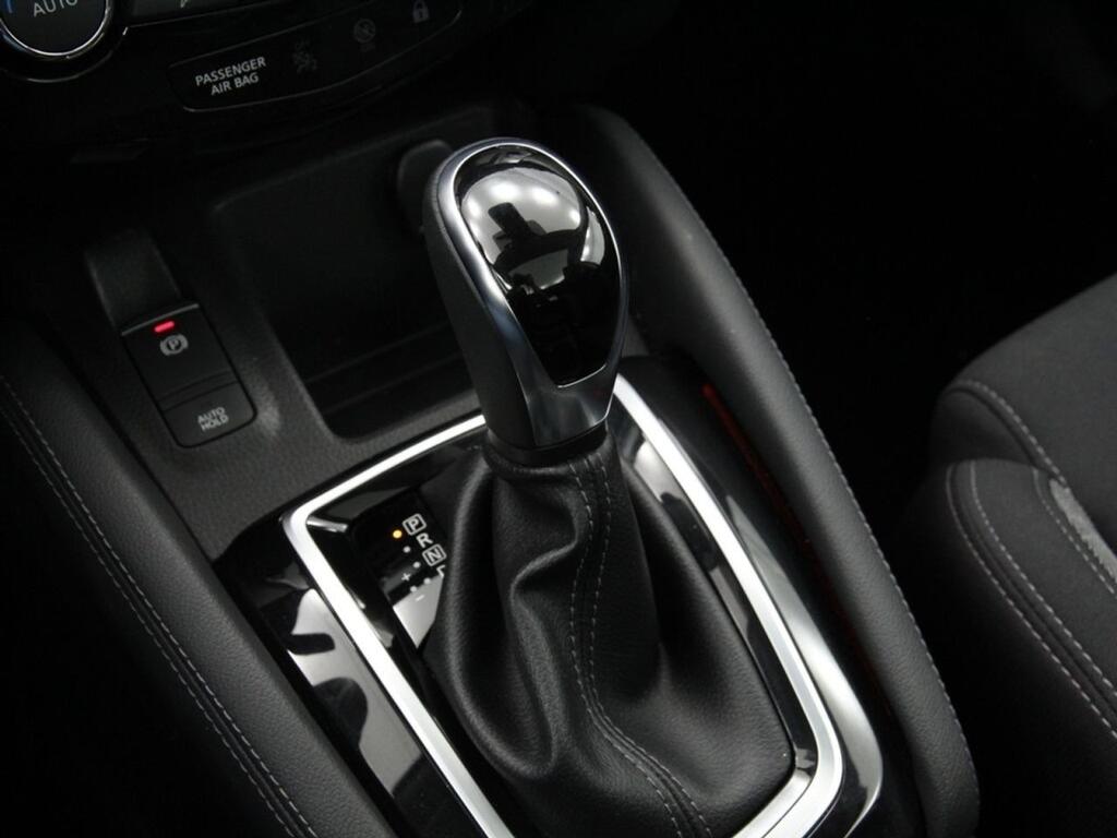 Nissan Qashqai DIG-T 117 kW (160 CV) E6D DCT N-CONNECTA 28