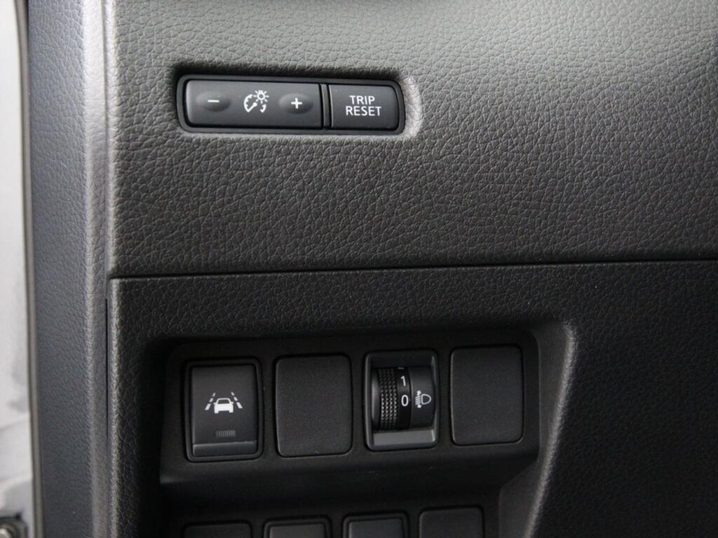 Nissan Qashqai DIG-T 117 kW (160 CV) E6D DCT N-CONNECTA 16