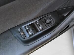 Volkswagen Passat Variant Business 2.0 TDI 110kW 11