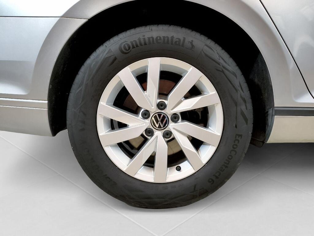 Volkswagen Passat Variant Business 2.0 TDI 110kW 10