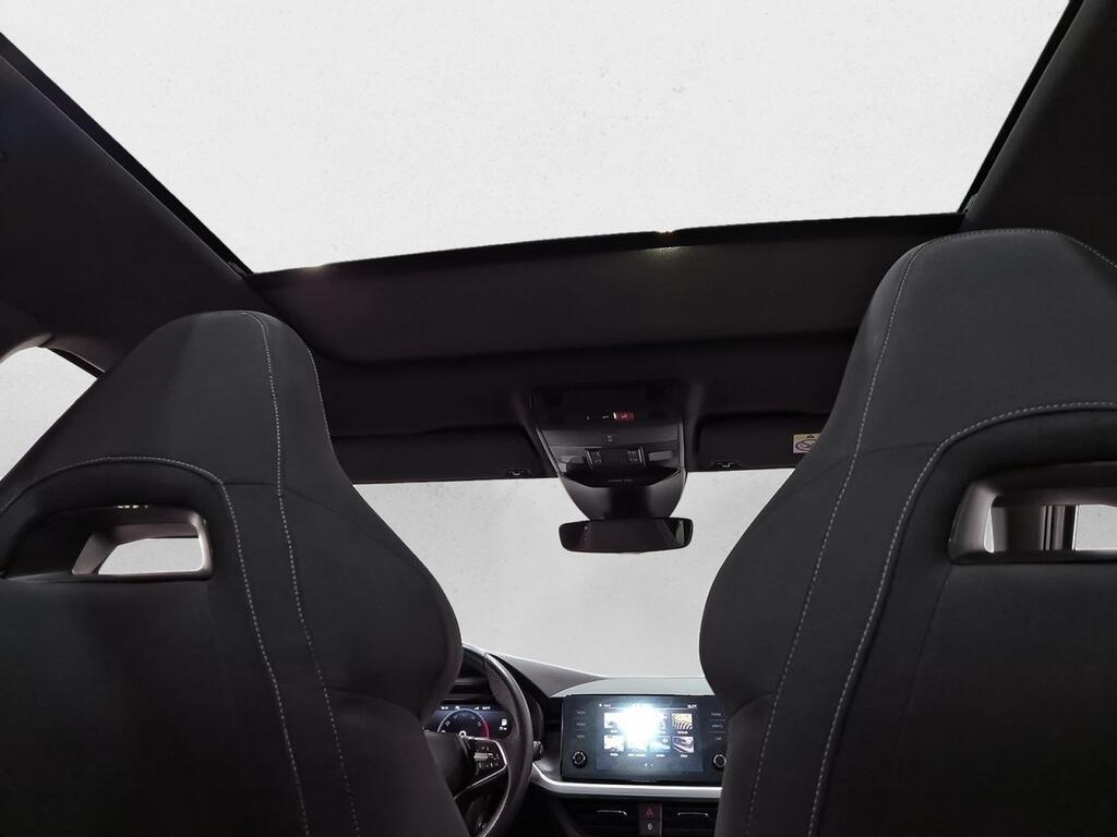 Skoda Kamiq 1.0 TSI 81kW (110CV) SCOUT 31