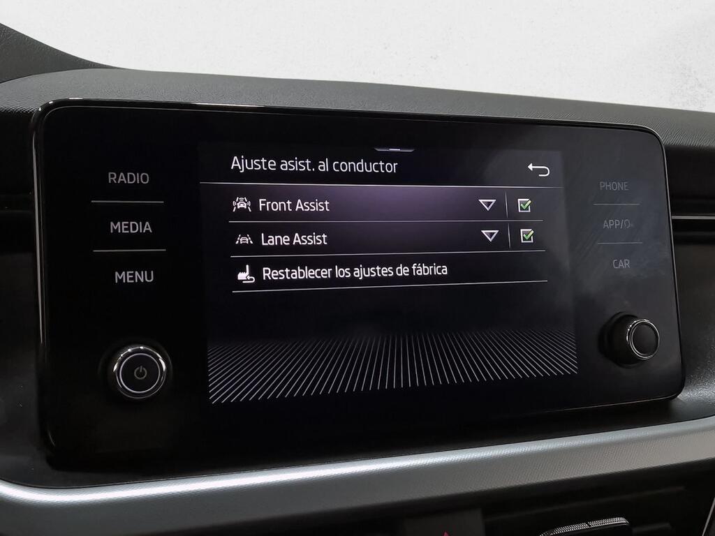 Skoda Kamiq 1.0 TSI 81kW (110CV) SCOUT 24