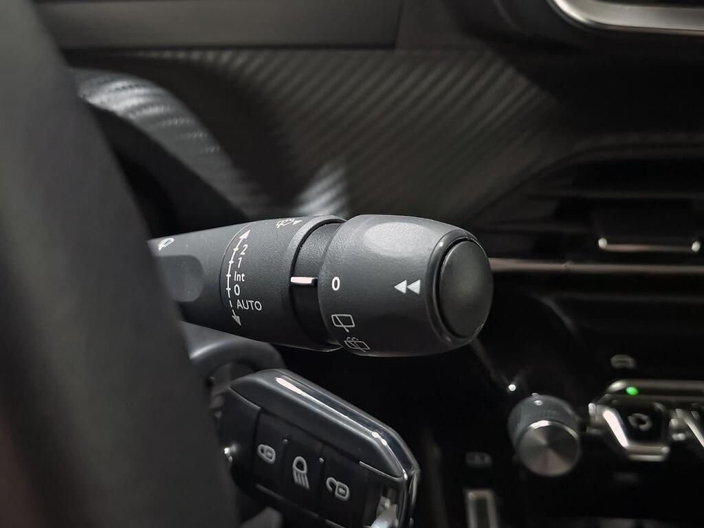 Peugeot 2008 Allure Puretech 130 S&S EAT8 16