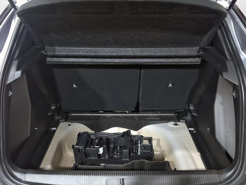 Peugeot 2008 Allure Puretech 130 S&S EAT8 33