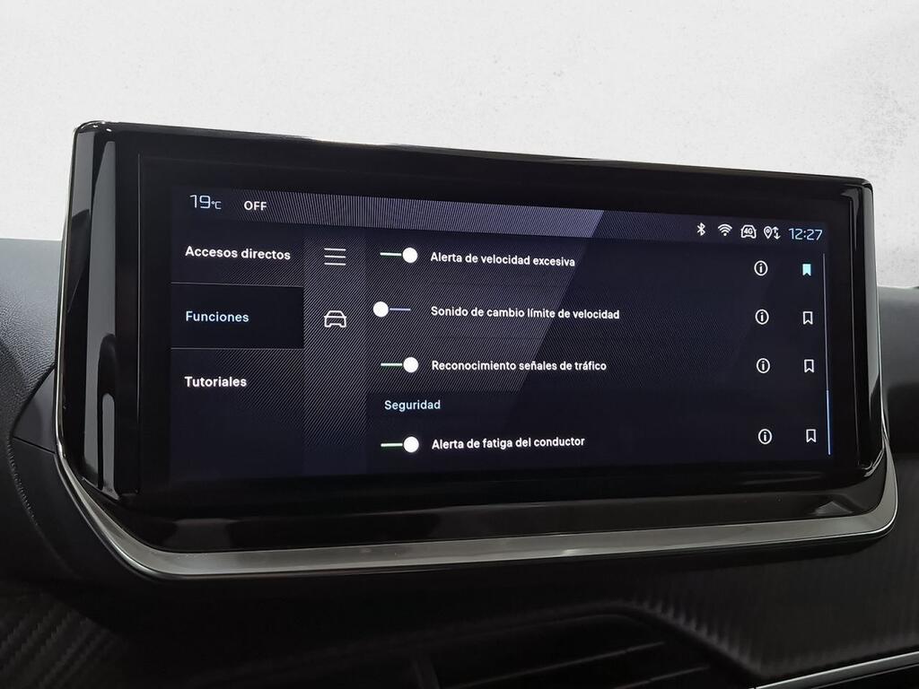 Peugeot 2008 Allure Puretech 130 S&S EAT8 23