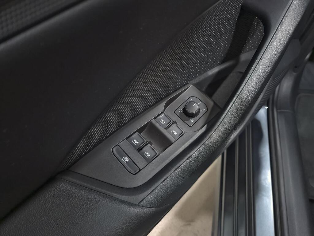 Skoda Octavia Combi 2.0 TDI 110kW(150CV) Man Ambition 11