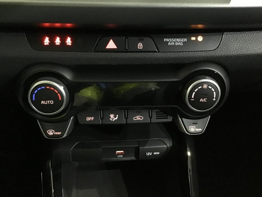 Kia Rio 1.0 T-GDi 88kW (120CV) MHEV iMT Drive 12