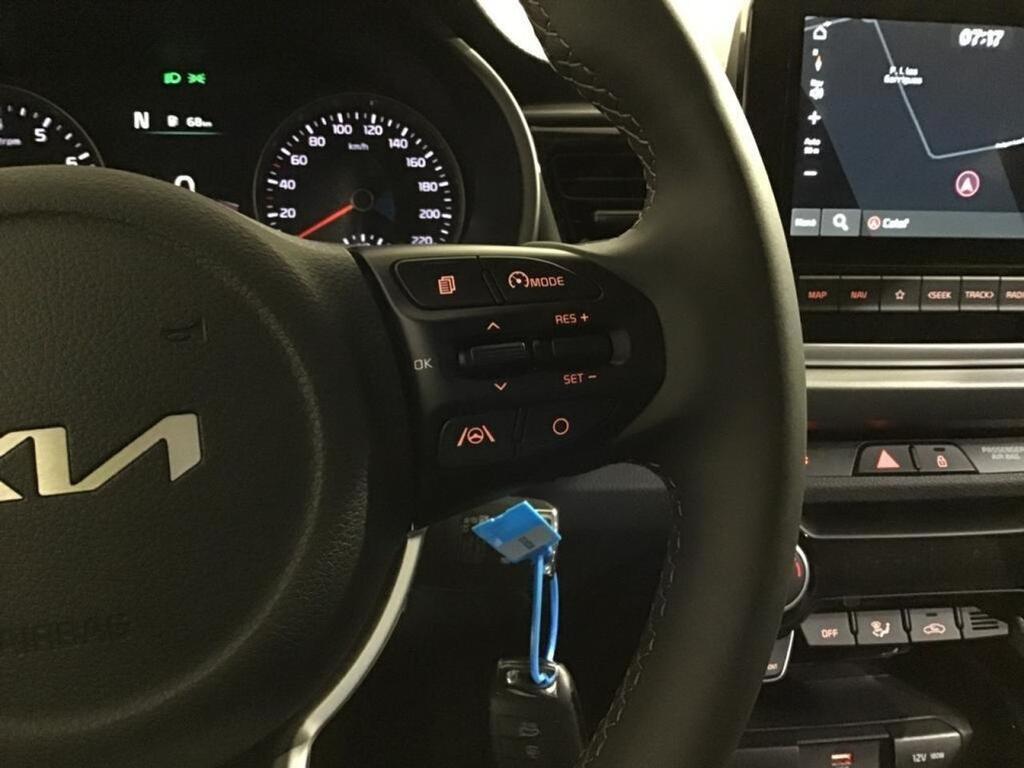 Kia Rio 1.0 T-GDi 88kW (120CV) MHEV iMT Drive 16