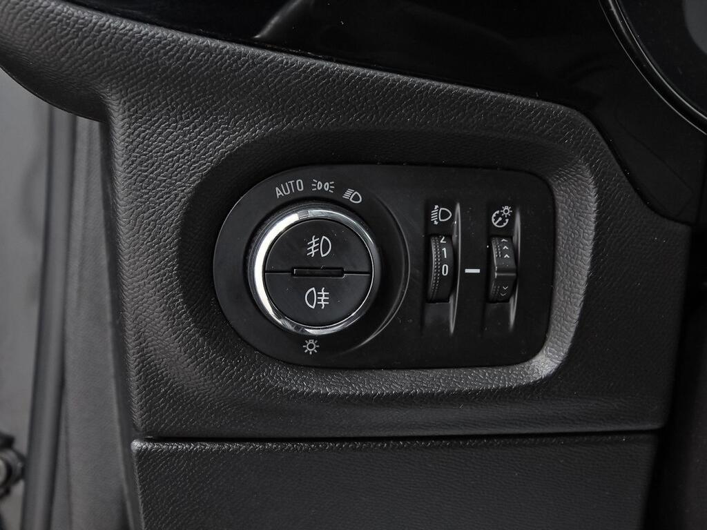 Opel Corsa 1.2T XHL 74kW (100CV) GS-Line 14