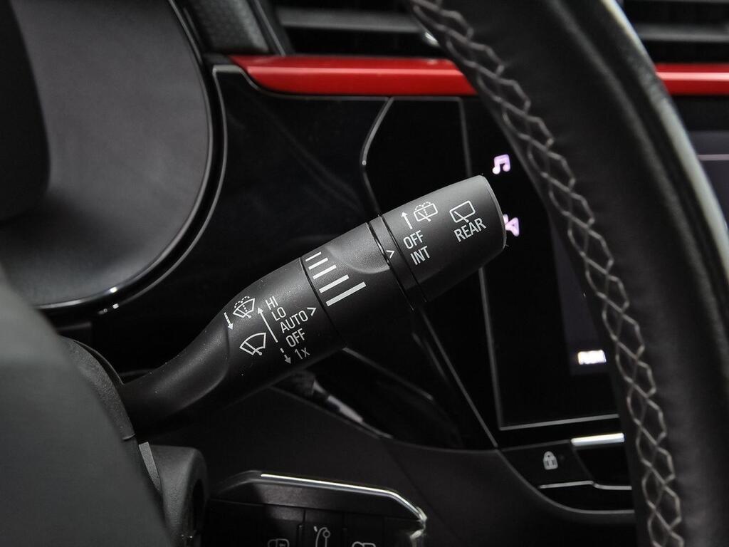 Opel Corsa 1.2T XHL 74kW (100CV) GS-Line 17