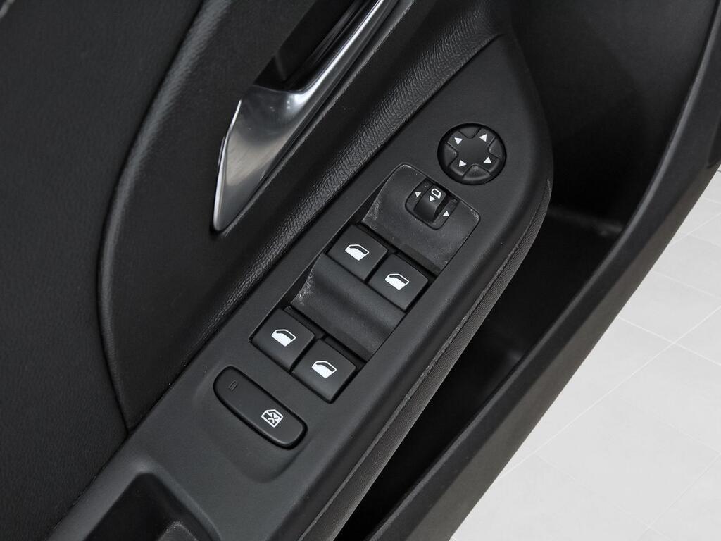 Opel Corsa 1.2T XHL 74kW (100CV) GS-Line 13