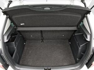 Skoda Fabia 1.0 MPI 44KW (60cv) Urban 7