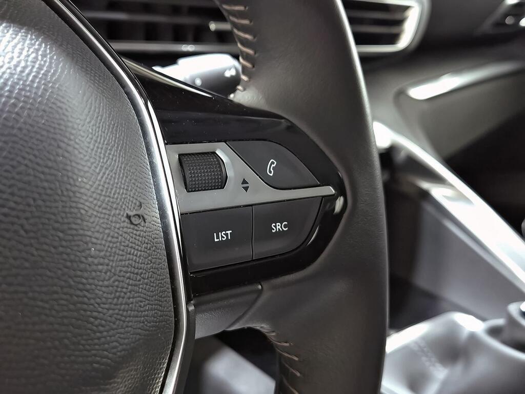 Peugeot 3008 1.5 BlueHDi 96kW (130CV) S&S Active Pack 18