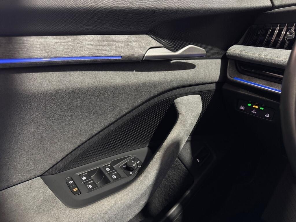 Skoda Superb Combi 1.5 TSI m-HEV 110kW DSG Selection 13