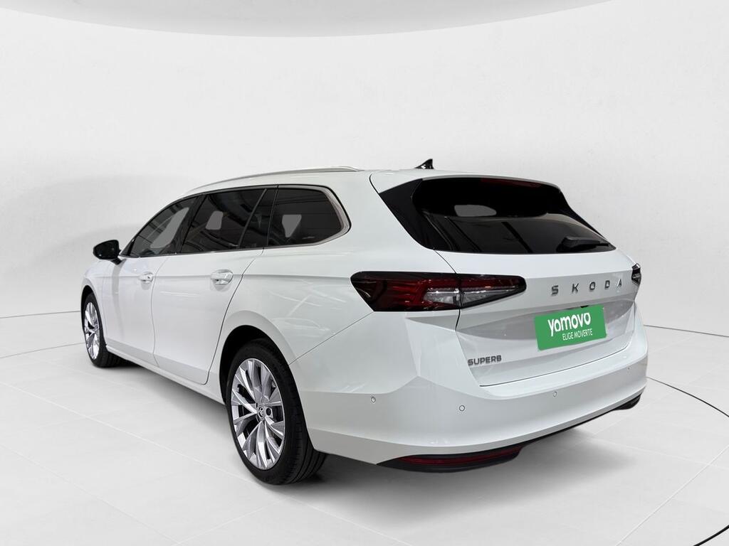 Skoda Superb Combi 1.5 TSI m-HEV 110kW DSG Selection 2