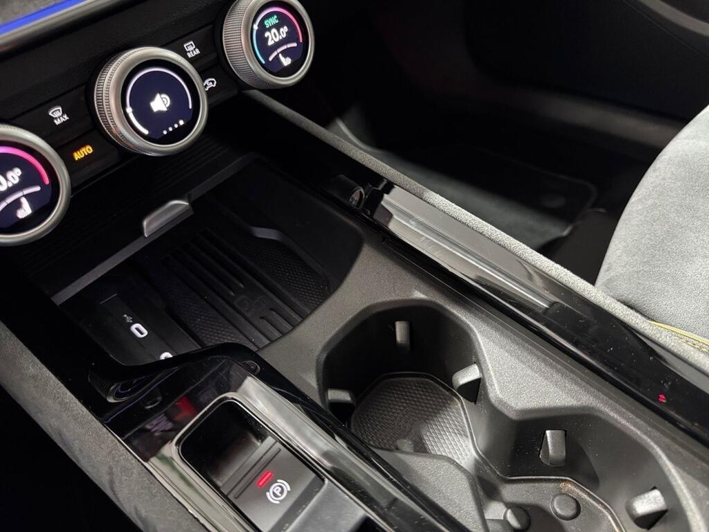 Skoda Superb Combi 1.5 TSI m-HEV 110kW DSG Selection 15