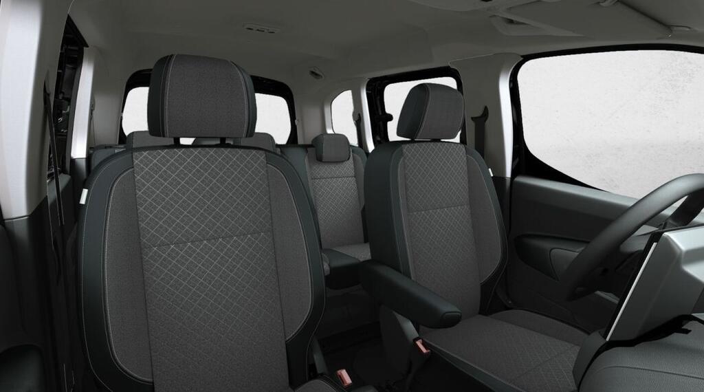 Opel Combo Cargo 1.5 TD 100 SWB 4P (KMO) 7