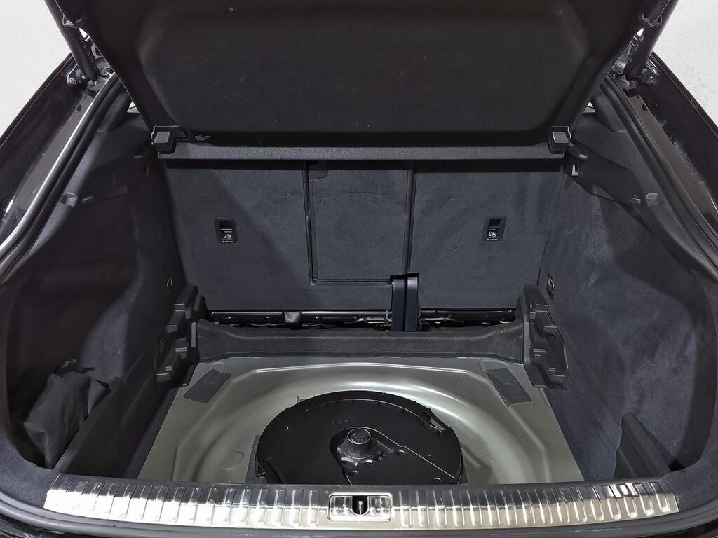 Audi Q3 Sportback Black line 35 TDI 110kW (150CV) S tronic 38
