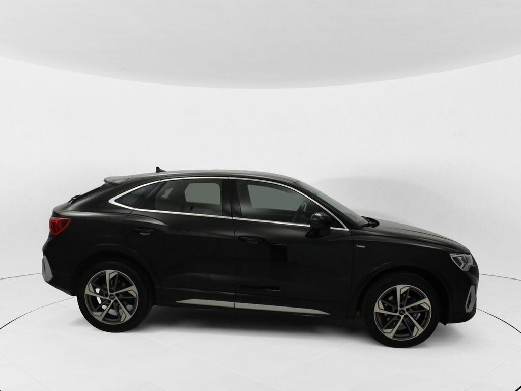 Audi Q3 Sportback Black line 35 TDI 110kW (150CV) S tronic 3