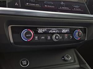 Audi Q3 Sportback Black line 35 TDI 110kW (150CV) S tronic 29
