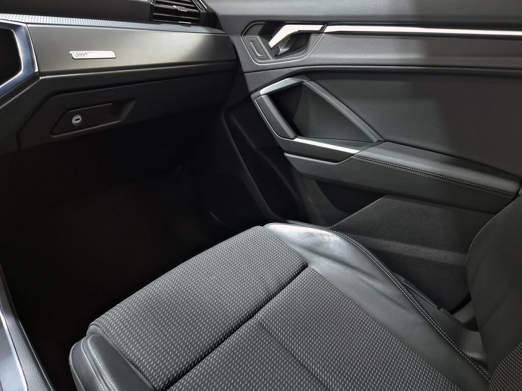 Audi Q3 Sportback Black line 35 TDI 110kW (150CV) S tronic 34