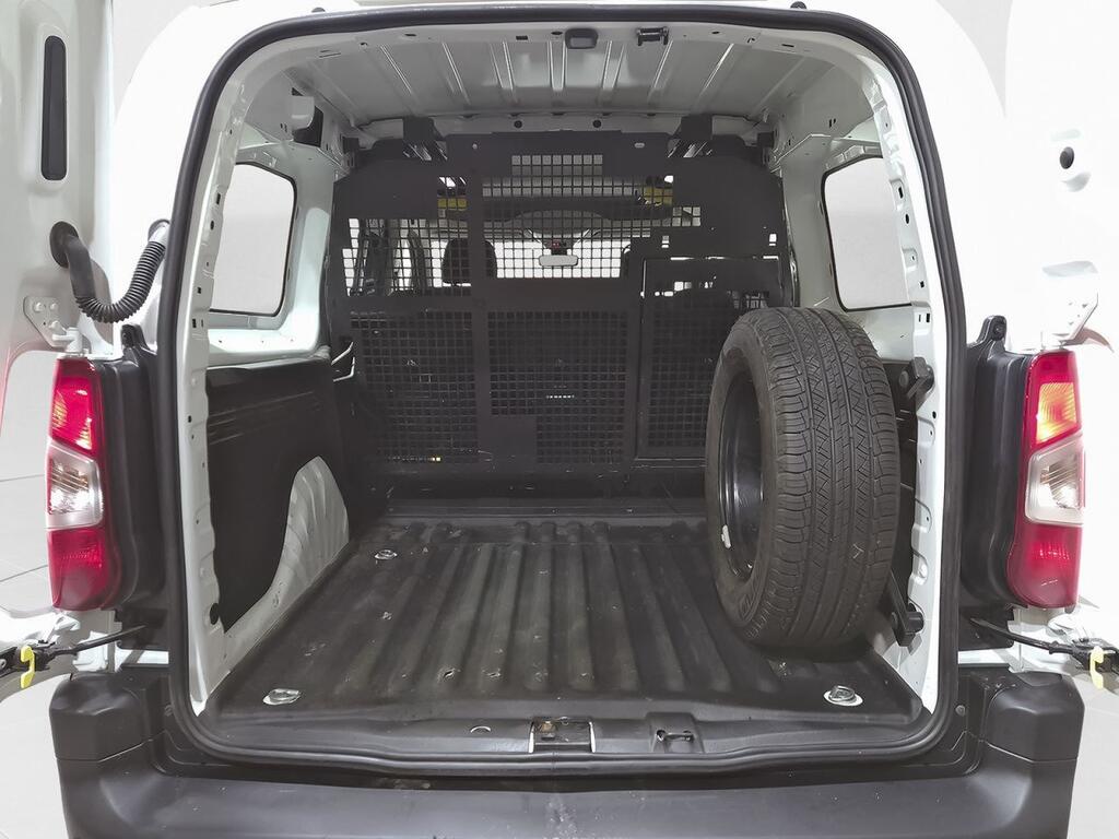 Peugeot Partner 1.5 BLUEHDI 130 PREMIUM 4WD DANGEL STD 4P 10