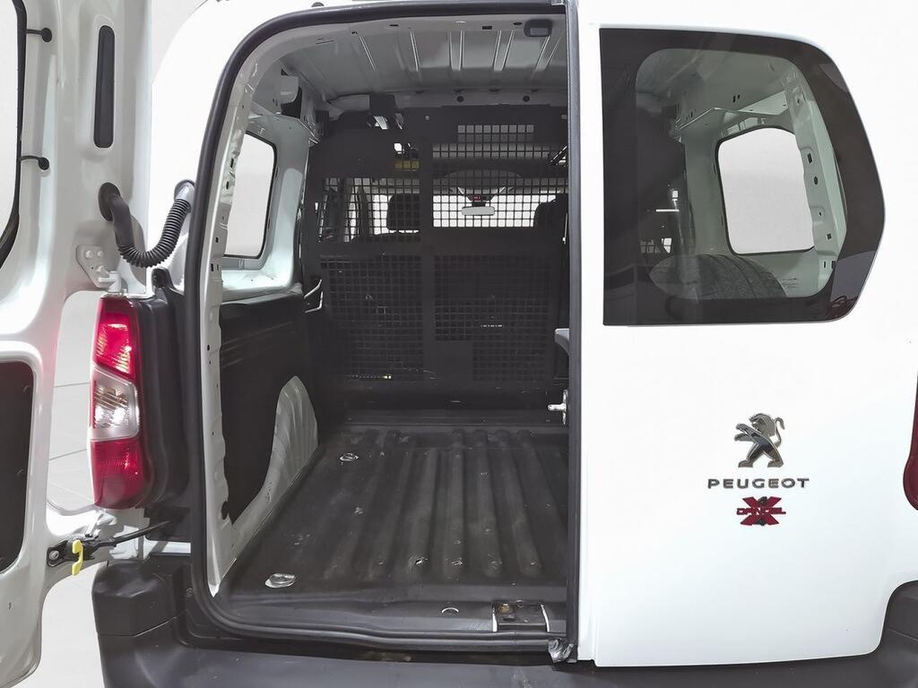 Peugeot Partner 1.5 BLUEHDI 130 PREMIUM 4WD DANGEL STD 4P 9