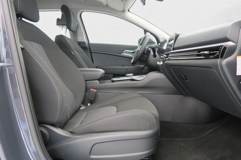 Kia Sportage SUV 1.6 T-GDI HEV DRIVE AUTO 215 5P 21