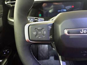Jeep Compass eHybrid Jeep Compass MHEV Altitude 11