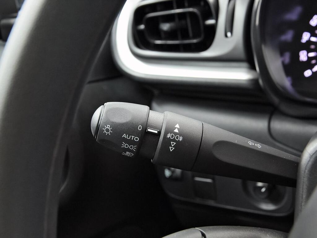 Citroën C3 PureTech 60KW (83CV) Plus 14