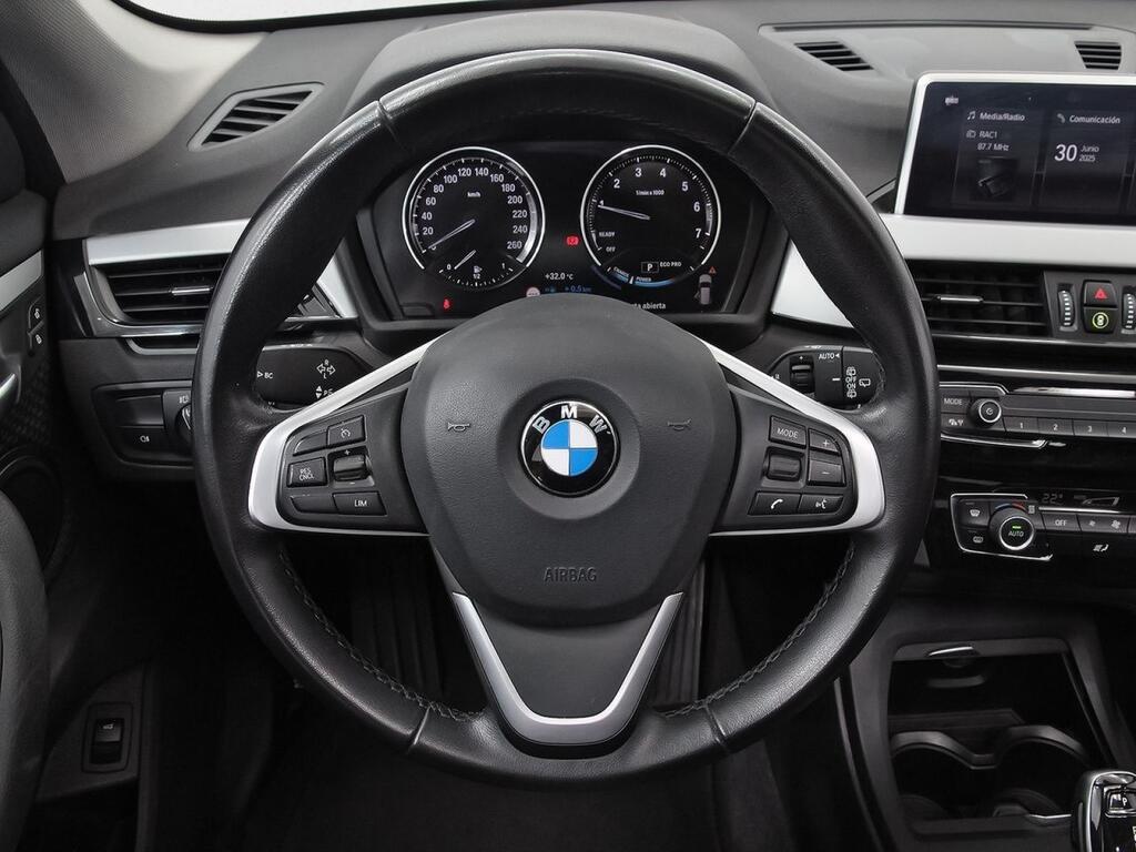 BMW X1 sDrive18i 21