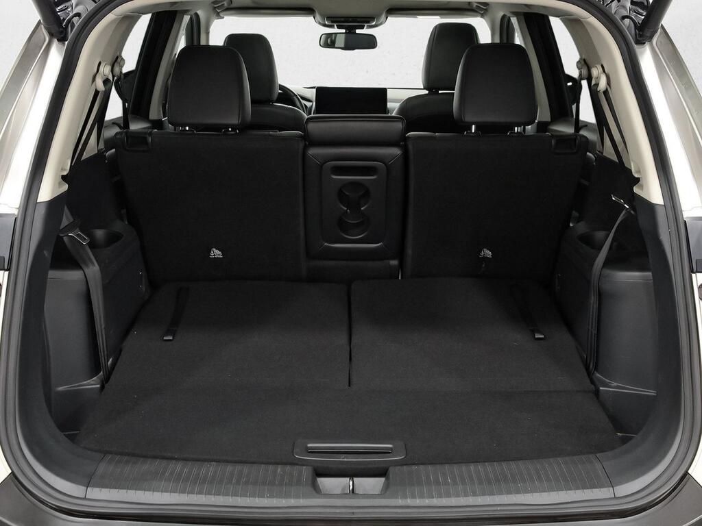 Nissan X-Trail 7pl 1.5 e-4ORCE 158kW 4x4 A/T Tekna+ 10