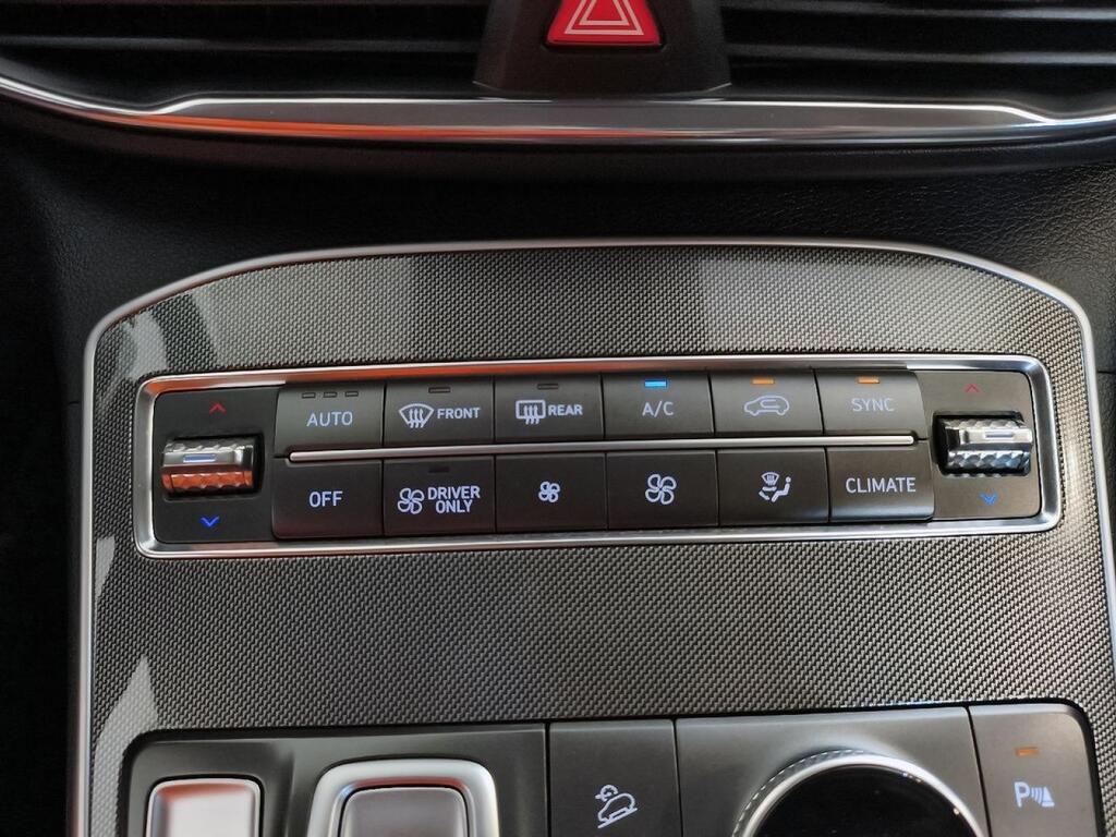 Hyundai Santa Fe 1.6 TGDi HEV Klass Auto 4x2 Segunda mano