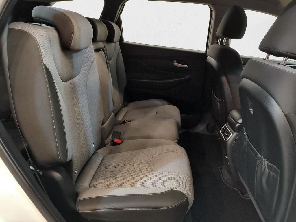 Hyundai Santa Fe 1.6 TGDi HEV Klass Auto 4x2 Segunda mano