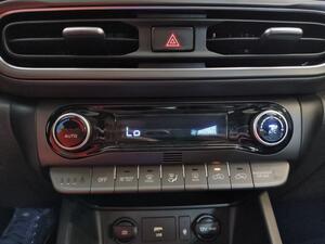 Hyundai Kona 1.6 GDI HEV Style Sky DCT 27