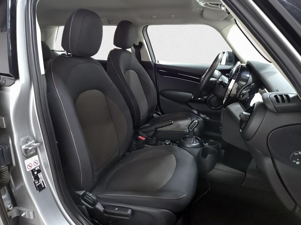 MINI Cooper COOPER 5 PUERTAS 7