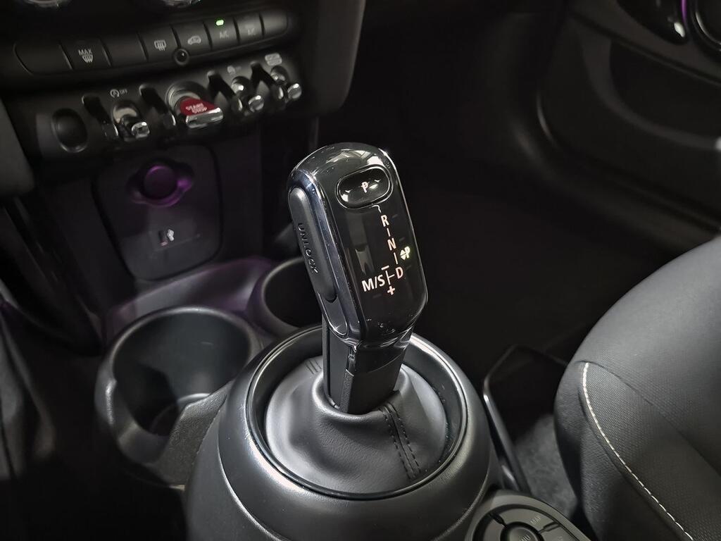 MINI Cooper COOPER 5 PUERTAS 25