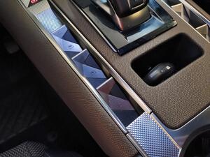 DS DS 7 BlueHDi DE 96kW (130CV) AT Bastille + 11