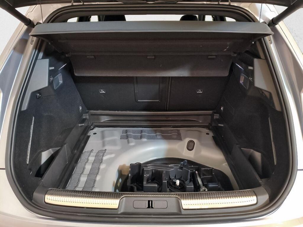 DS DS 7 BlueHDi DE 96kW (130CV) AT Bastille + 23