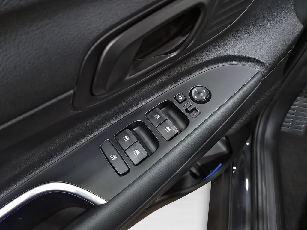 Hyundai Bayon 1.0 TGDI 74kW (100CV) 48V Maxx 11