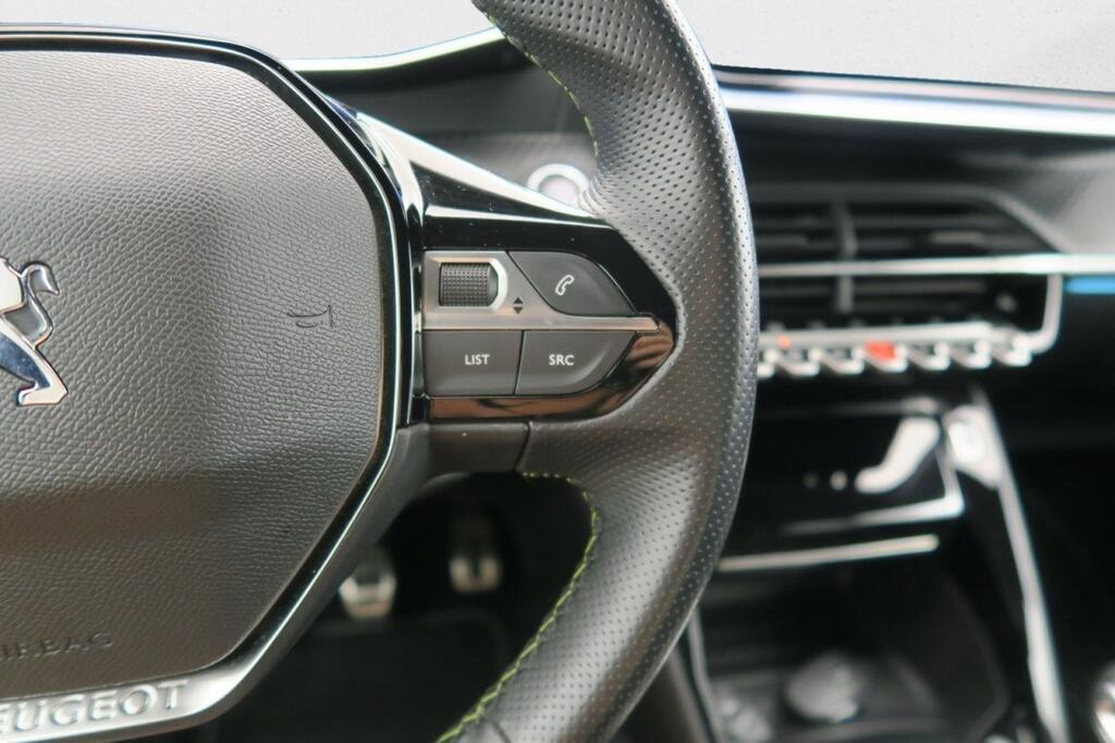 Peugeot 208 PureTech 73kW (100CV) GT Pack 12